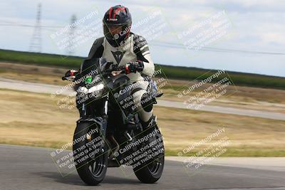 media/Apr-26-2024-TrackDaz (Fri) [[c4b677d280]]/C Group/140pm (Wheelie Bump)/